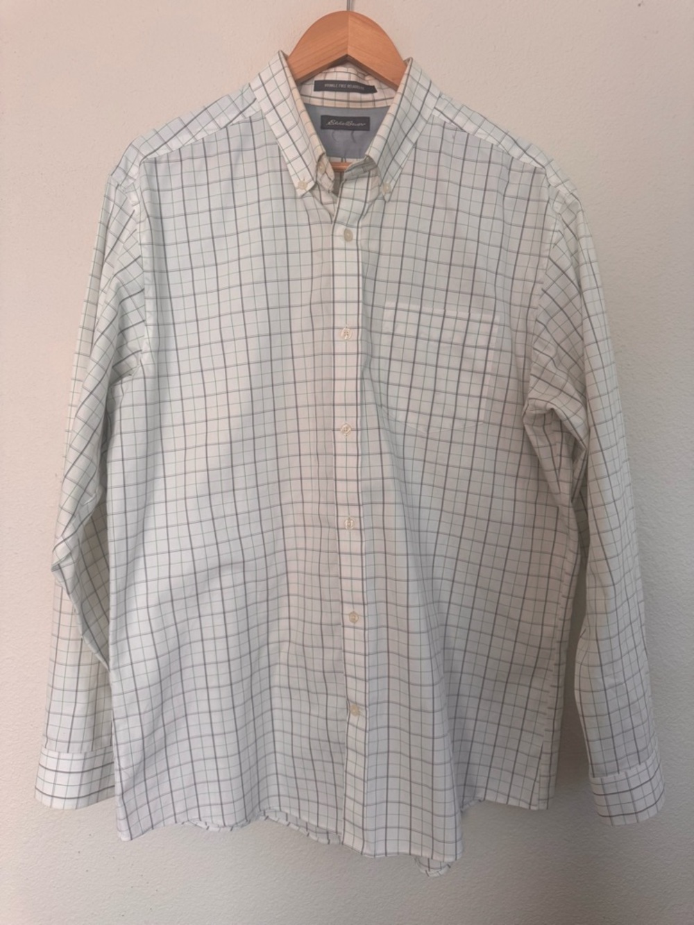 Eddie Bauer Men's XL Light Green and White windowpane Button-Down Oxford Shirt
